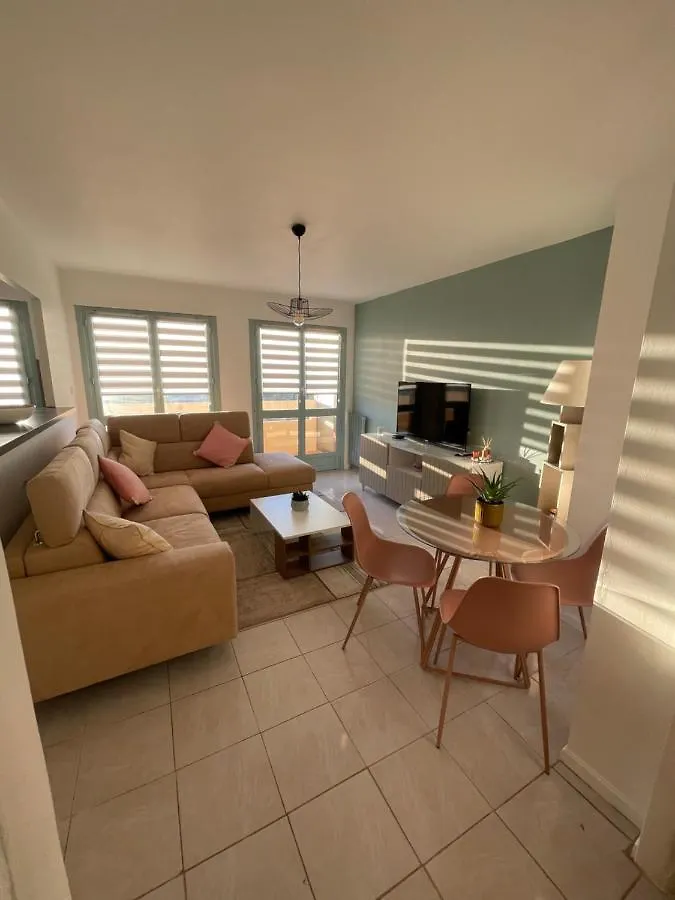 Apartment Frejus Plage - 50M2 Au Calme, Tout A Pieds